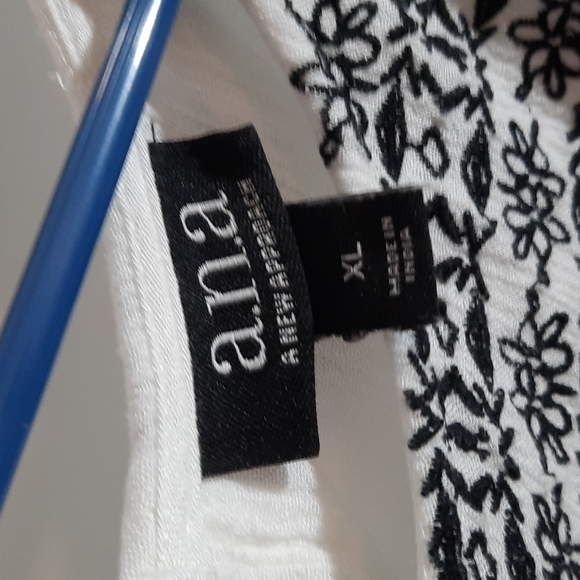 A.N.A - A New Approach - White and Black Loose Tank - Size XL - Gently Used - Picture 2 of 6